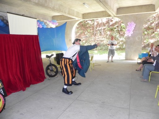 Polo EAD de Nova Friburgo - Dia do pedagogo - Família Clou - O menor circo do mundo