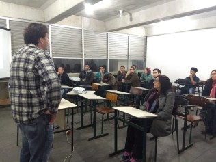 Figura 4: Grupos presente no segundo dia de palestra. Créditos: Carolina Maciel Mattos.