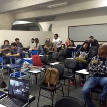 Foto 13: Alunos que participaram da palestra e exposição de FUNGOTECA. Créditos: Carolina Maciel Mattos.