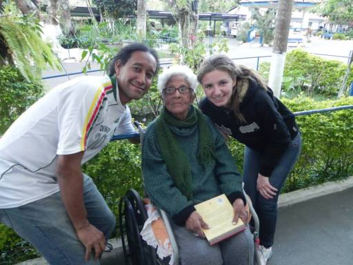 Lar Abrigo Amor a Jesus - Visita de alunos do Polo EAD de Nova Friburgo - 6