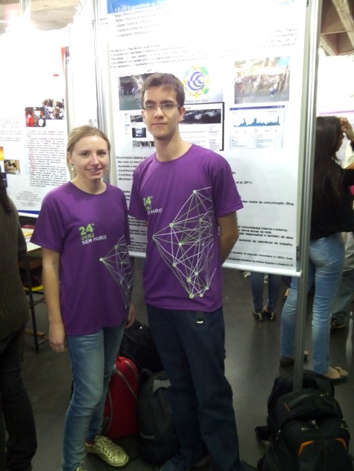 Os estudantes Michele Pereira e Sergio Pinho