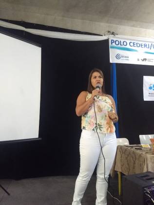 Foto 21: Palestrante Hudineia Fitaroni. Créditos: Carolina Maciel Mattos.