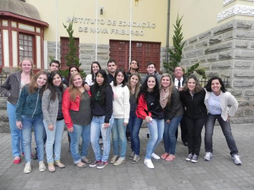 943726_100338503508209_343238615_n